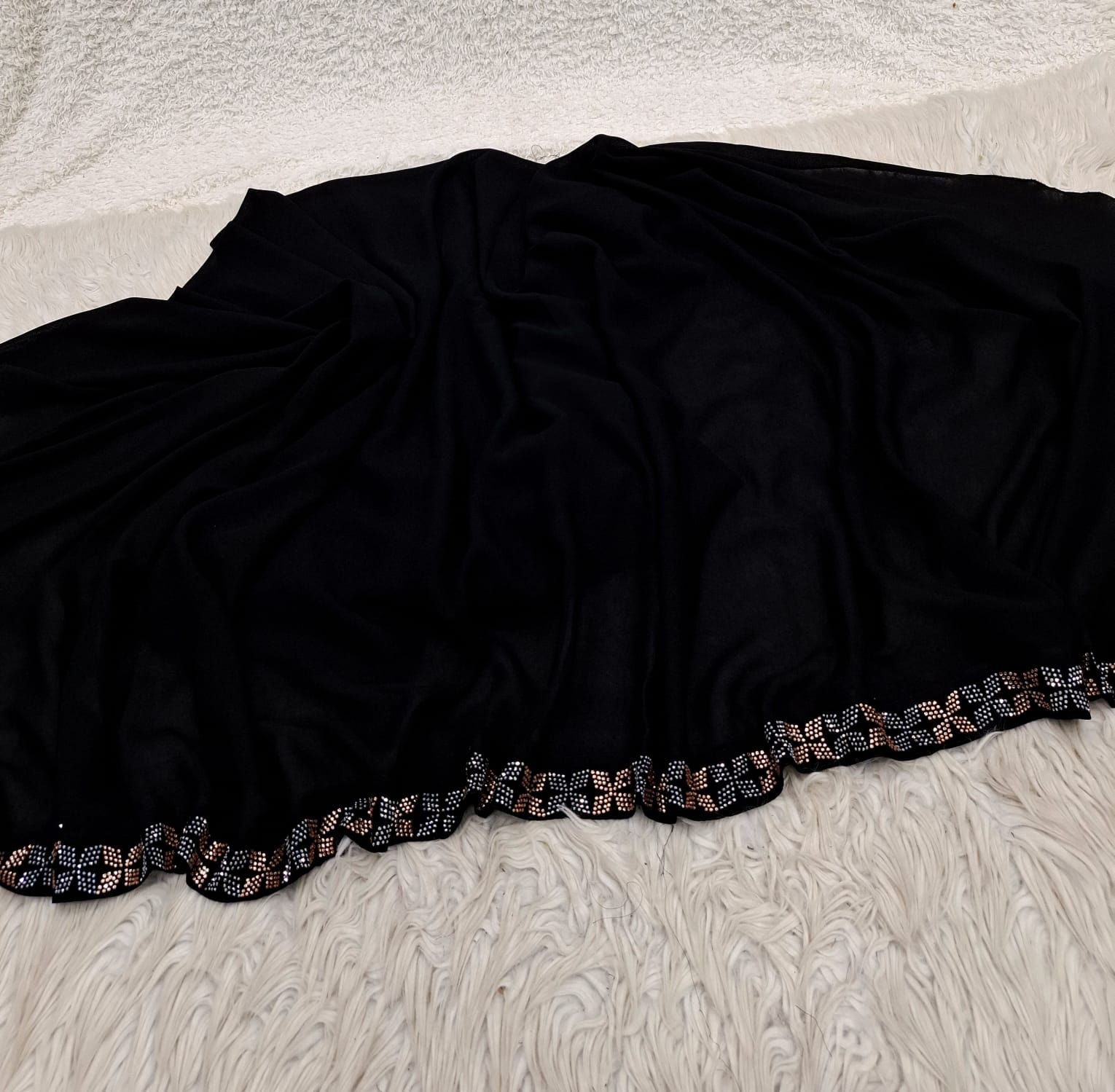 Stone border irani chadar (round)