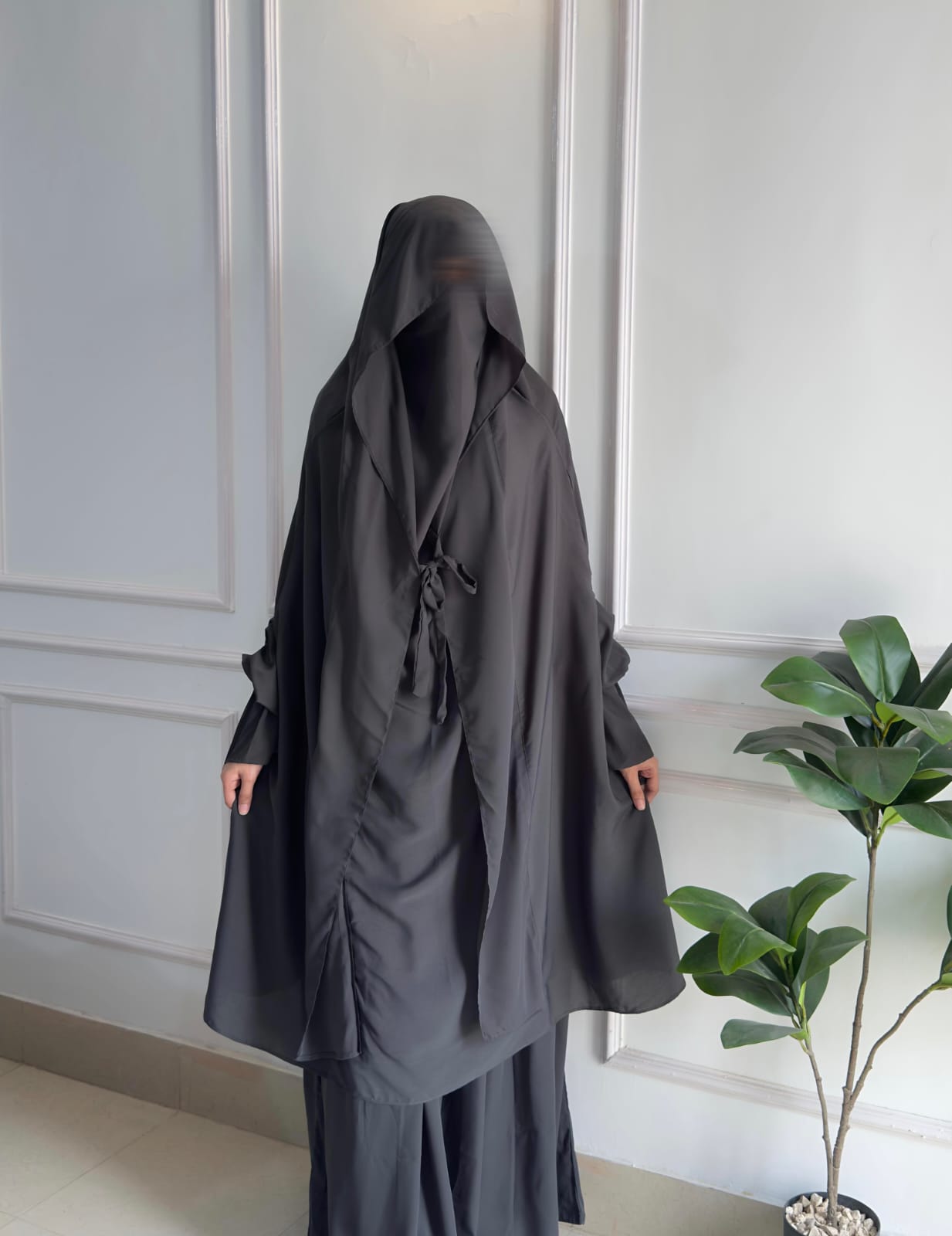Saudi Jilbab – 2 Piece Set Grey