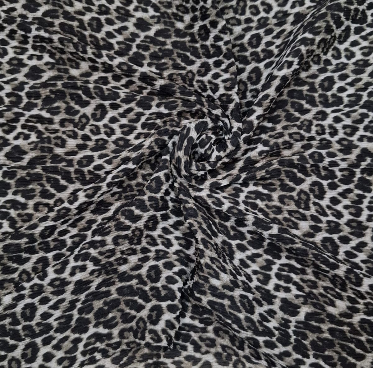 Crinkle Leopard Printed Hijab