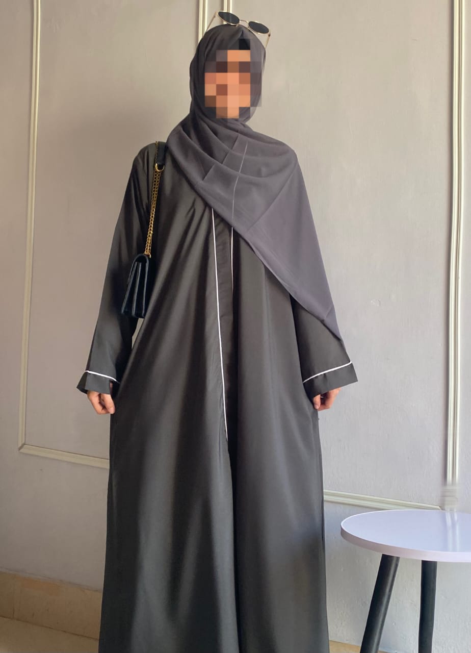 Front Open Pippin Abaya