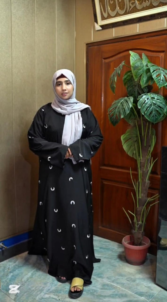 Moon Embroidered Abaya