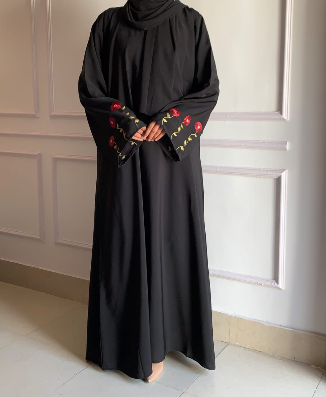 Sleeves Embroidered Abaya Rose