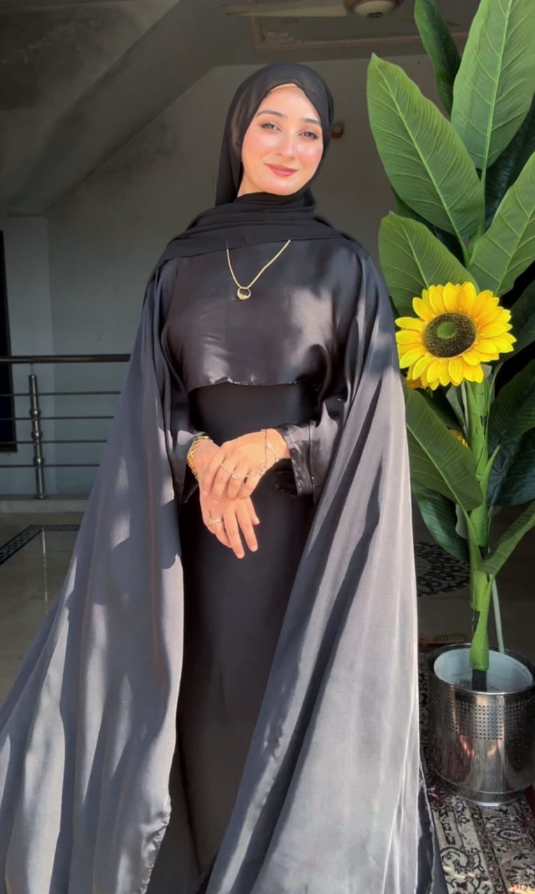 Silk Modest Flora with scarf Black