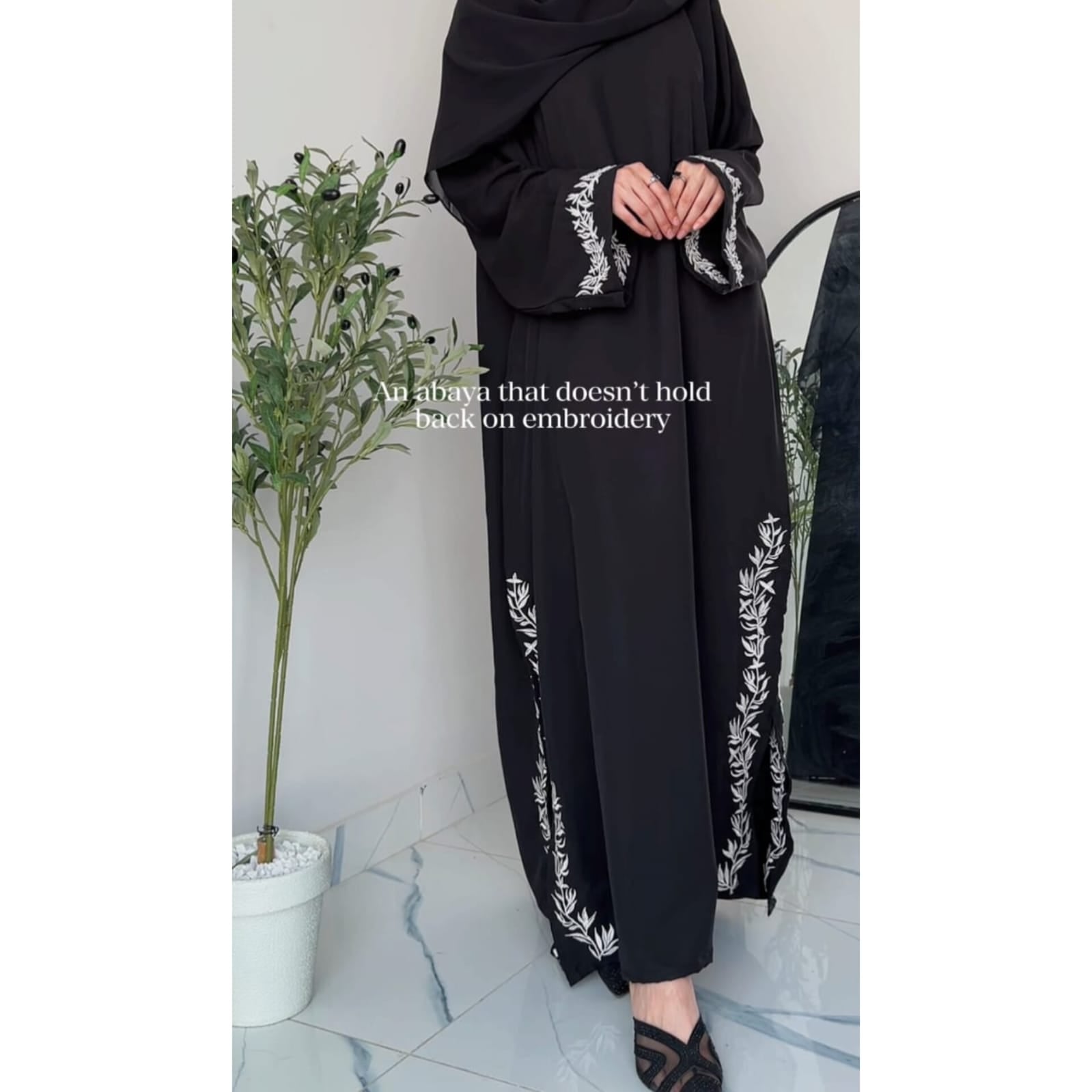 Zareen Bloom Abaya