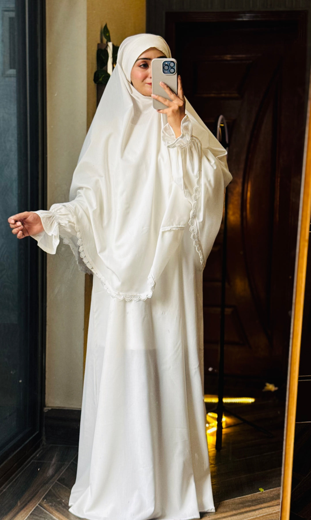 Hajj & Umrah Makhna Abaya